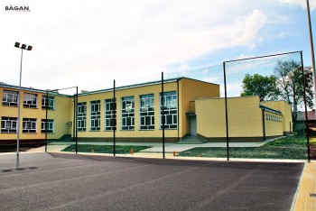 Ogrodzenia boisk montowane na boiska orlik, sportowe i szkolne.